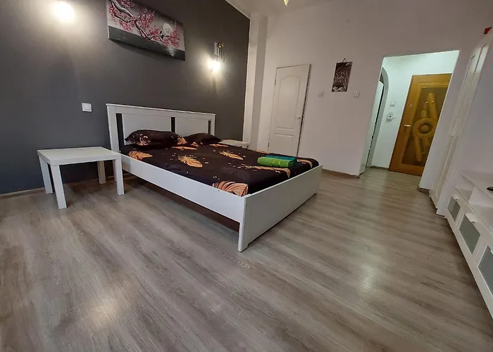 Continental Apartment